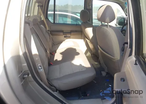 2004 Ford Explorer Sport Trac Adrenalin/Xls/Xlt z USA, uszkodzony, nr VIN 1FMZU67K14UB35570